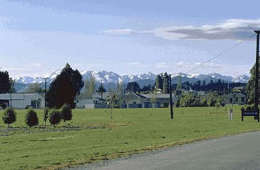 Lumsden (Don Hadden hadden@ihug.co.nz Copyright )