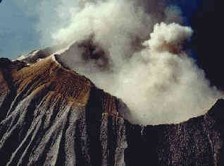 White Island (Don Hadden hadden@ihug.co.nz Copyright )